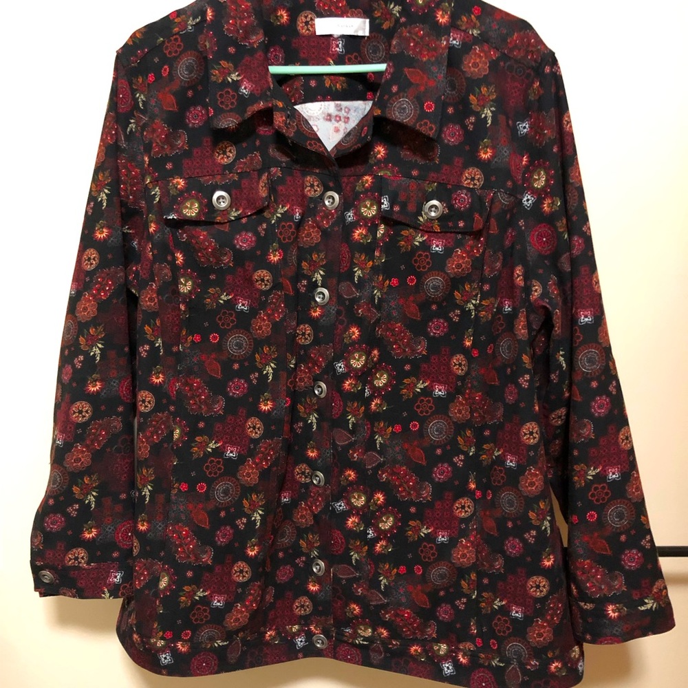 Beautiful Christopher & Banks Blazer/ Light jacket